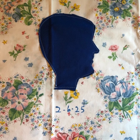 Set of Two Vintage Floral Pillowcases - Picture 2 of 15